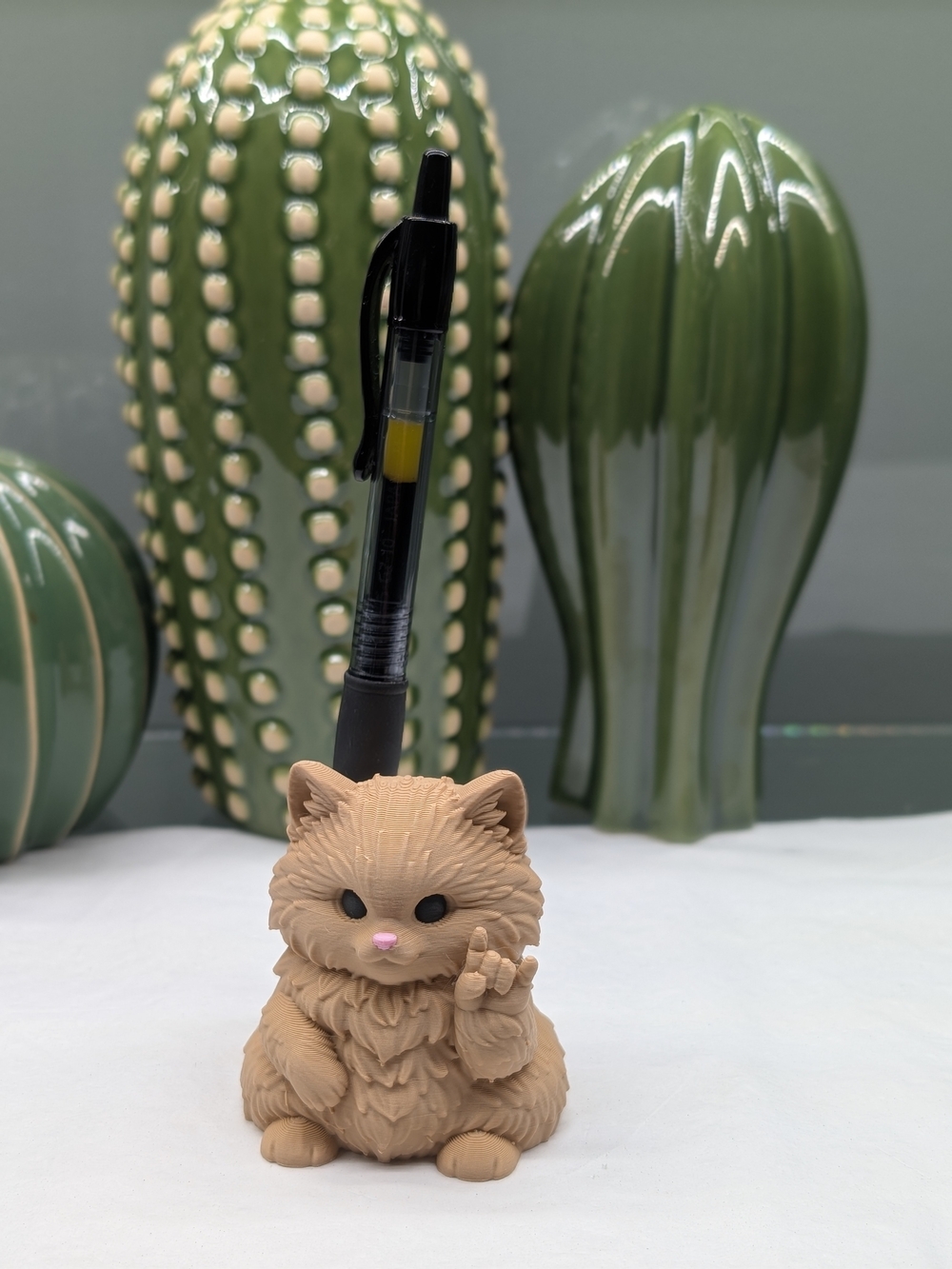 3D Printed Tan Lucky Cat Pen Holder